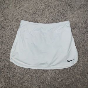 White Nike tennis skirt